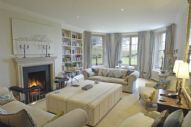 Large Country House with Swimming Pool in the Cotswolds